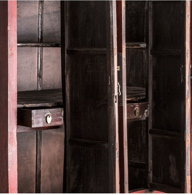 Armoire chinoise bois de Cyprès rouge et doré 2 portes Shiny - Photo n°3