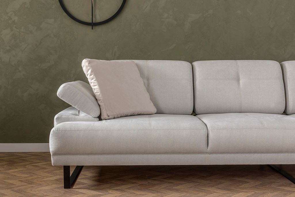 Canapé d'angle droit moderne tissu doux beige clair pieds métal noir Kustone 274 cm - Photo n°10