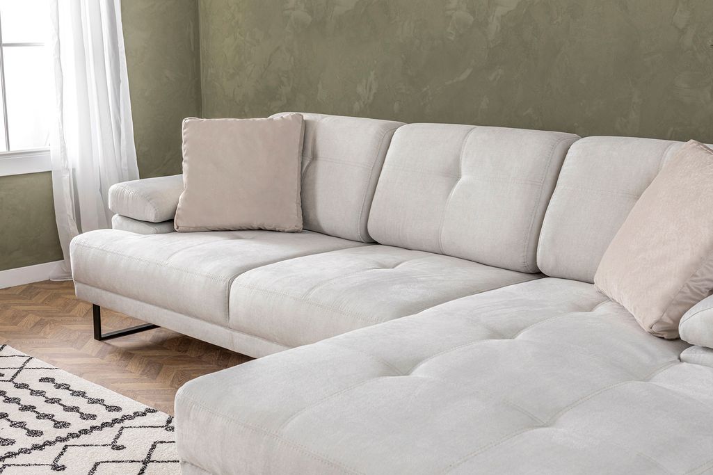 Canapé d'angle droit moderne tissu doux beige clair pieds métal noir Kustone 274 cm - Photo n°13