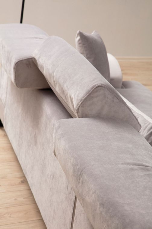 Canapé d'angle droit velours gris avec têtières relevables et pieds metal noir Briko 308 cm - Photo n°7