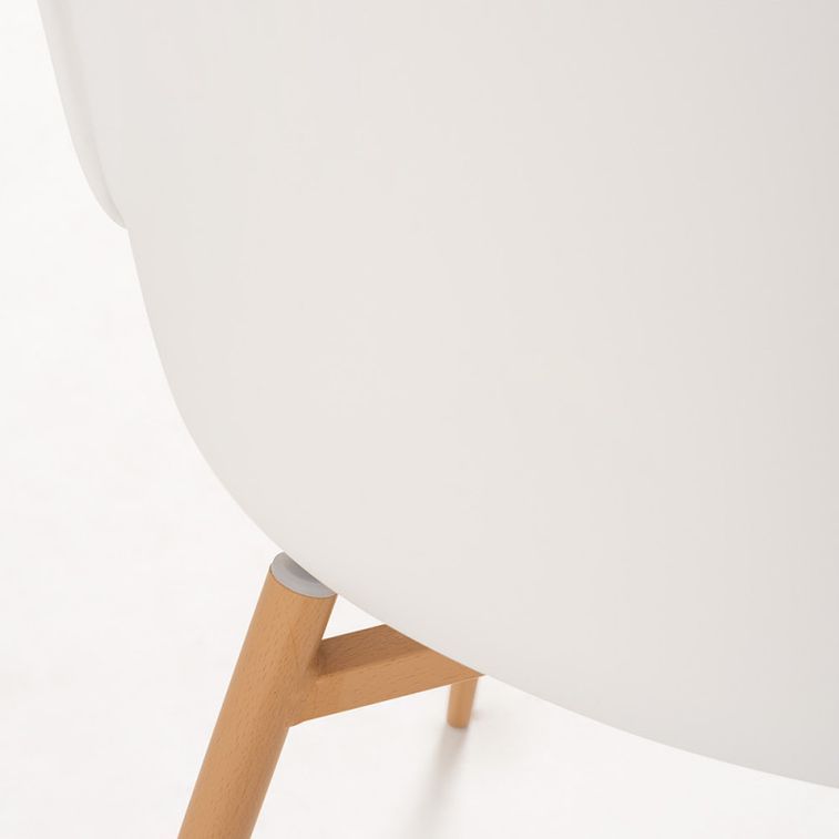 Chaise scandinave blanche avec coussin simili cuir blanc et pieds bois naturel Keny - Photo n°5