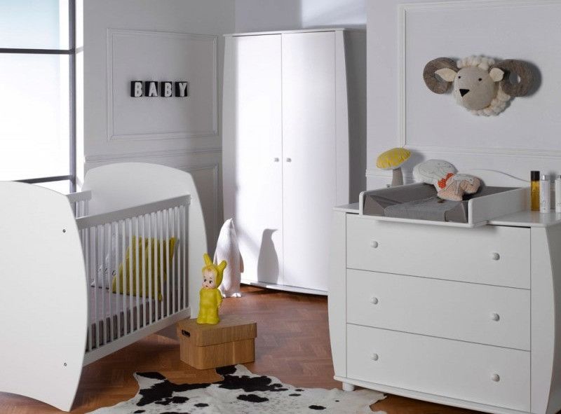 Chambre bébé Medea lit évolutif 70x140 cm commode et armoire bois blanc - Photo n°1