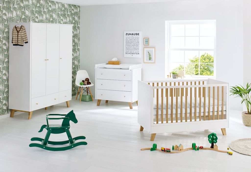 Chambres bébé 3 pièces laqué blanc et chêne clair Pan 70x140 cm - Photo n°1