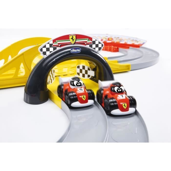 CHICCO Circuit de course 3 en 1 Ferrari - Photo n°4