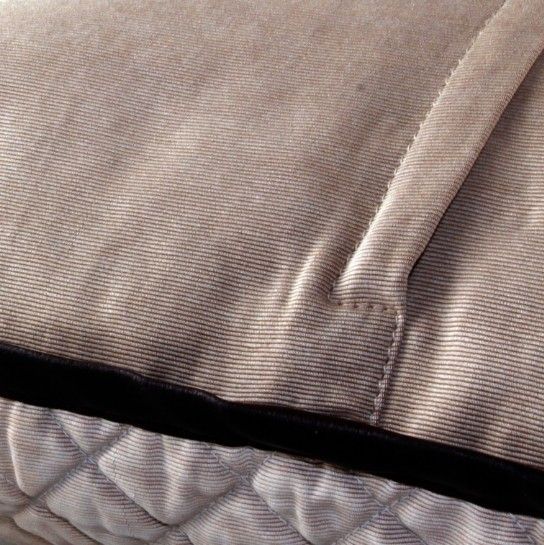 Coussin vintage coton et polyester taupe Amiel - Photo n°2