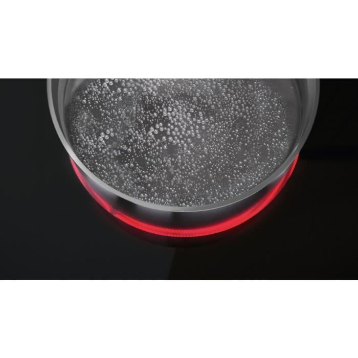 ELECTROLUX FHRN639K Plaque de cuisson vitrocéramique - 3 zones - 5700W - L59 x P52cm - Revetement verre - Noir - Photo n°2
