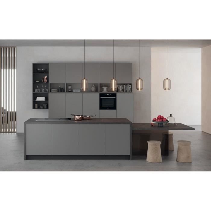 HOTPOINT - Four pyrolyse - 71L - Classe4 - Photo n°3