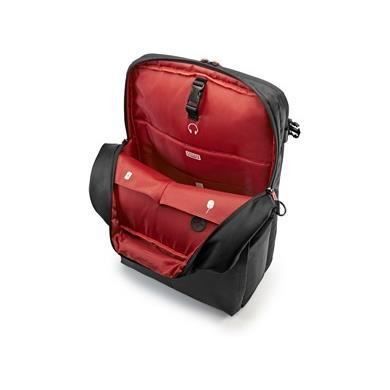 HP OMEN 17.3 Gaming Backpack Sac a dos Gamer - Etanche, Compatible Jusqu'a 17 Pouces, poches d'accessoires, Noir/Rouge - Photo n°4