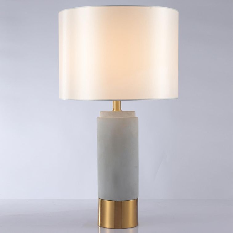 Lampe de table tissu blanc pied béton gris et doré Pinzy - Photo n°2