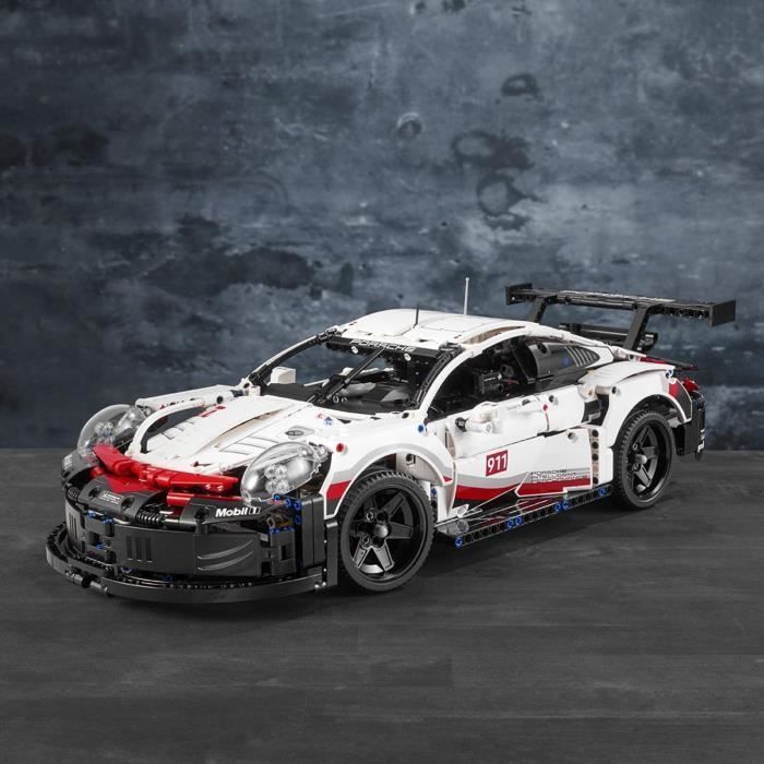 LEGO Technic 42096 Porsche 911 RSR - Photo n°2
