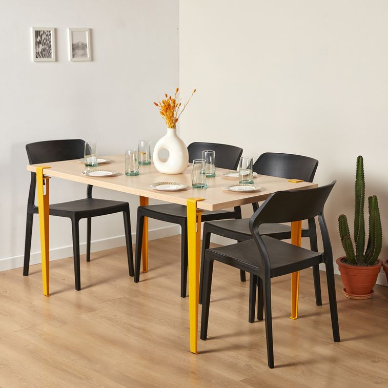 Petite table à manger bois clair et pieds acier blanc bazika 150 cm -  Conforama