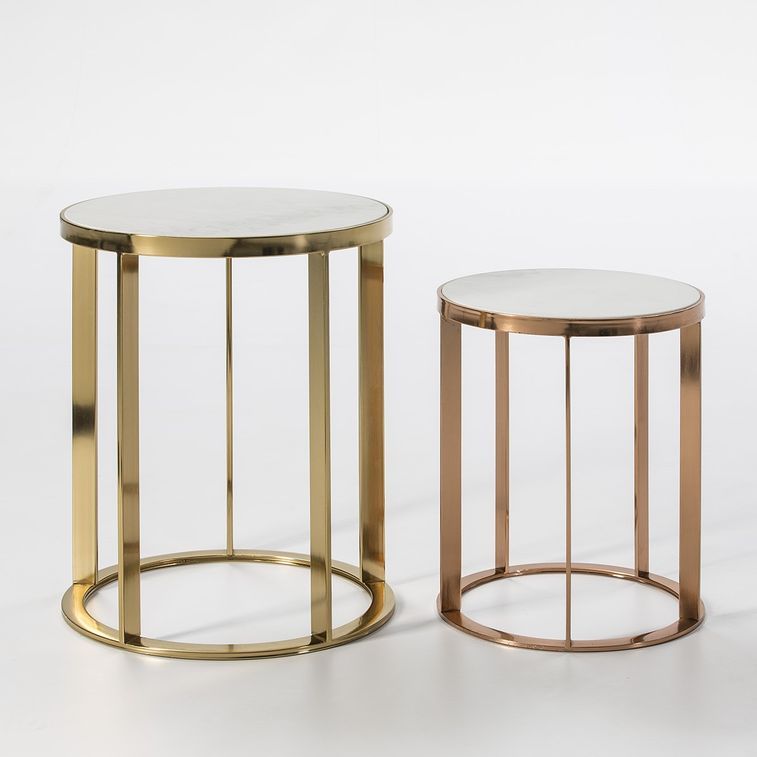 Set de 2 tables d'appoints marbre blanc et métal doré Meli - Photo n°1