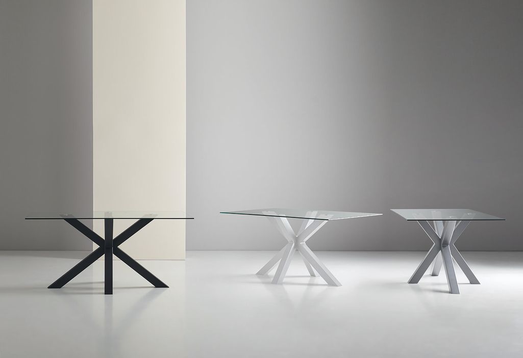 Table à manger verre trempé et pieds métal gris Trikano - 4 tailles - Photo n°5
