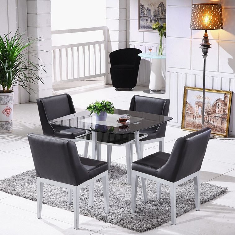 Table carrée en verre Noir et 4 chaises Domu - Photo n°2