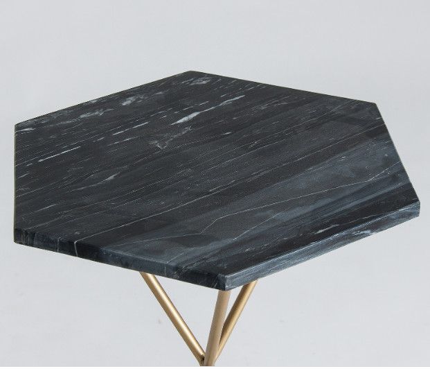 Table d'appoint marbre noir et métal doré Keyz - Photo n°2
