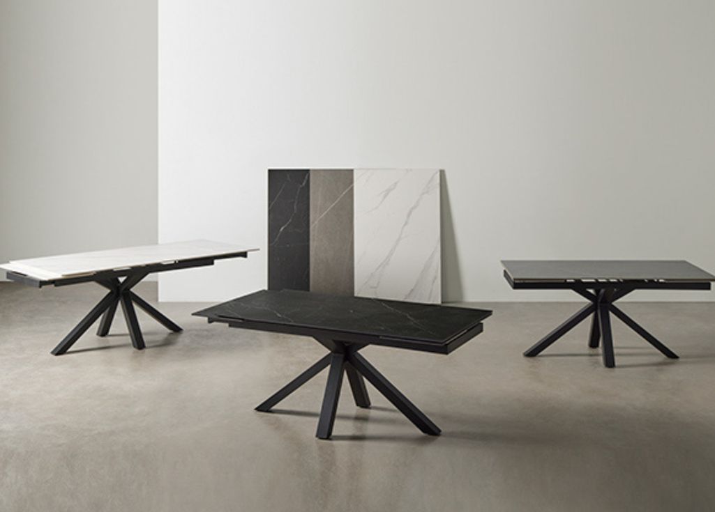 Table rectangulaire extensible plateau porcelaine et pieds métal noir Slika - Photo n°8