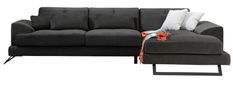 Canapé d'angle droit velours anthracite avec têtières relevables et pieds metal noir Briko 308 cm