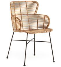 Fauteuil moderne en osier naturel et pieds métal noir BARRY – intérieur et extérieur