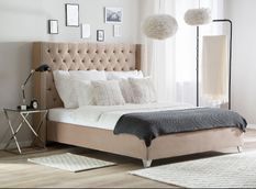 Lit capitonné Chesterfield velours beige Klouto 180x200 cm