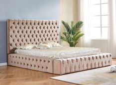 Lit design capitonné velours beige Kouma 140x190 cm