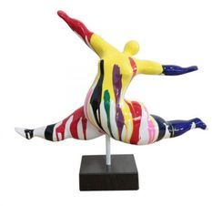 Sculpture femme polyrésine multicolore