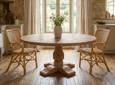 Table à manger ronde VIKALE Ø160 cm – Bois massif de teck recyclé naturel – Fabrication artisanale
