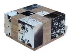 Table basse carrée bois et cuir de vache multicolore Pura