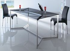 Table design verre trempé noir et acier chromé Kiba 160 cm