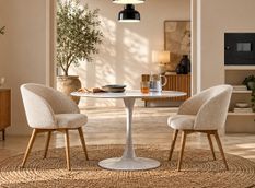 Table ronde en bois et métal brillant TULIPA