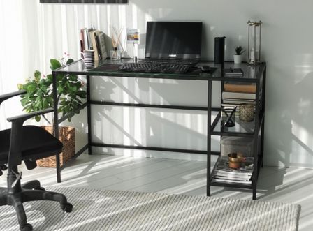 Bureau métal noir et verre trempé Kira 130 cm