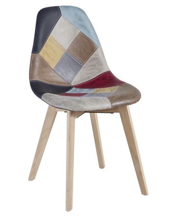 Chaise en similicuir patchwork rouge et pieds en hêtre massif clair – Modèle Vinko