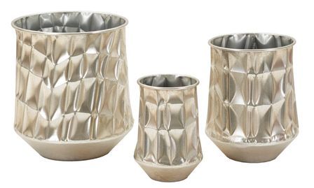 Ensemble de 3 vases en argent, dimensions : ø 35 x 38,5-27,5 x 33-18,5 x 26,5 cm
