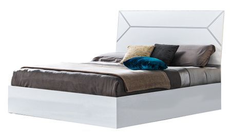 Lit coffre bois blanc laqué et tête de lit blanche laquée et argentée Diamanto