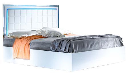 Lit design avec coffre blanc laqué et simili cuir blanc avec Led Turin