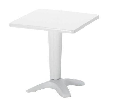 Petite table de jardin carré ZAKOR – Fonctionnelle et pensée pour durer