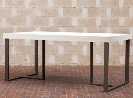 Table à manger rectangulaire frêne blanc et pieds métal gris foncé April 180 cm
