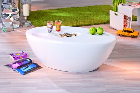 Table basse ovale fibre de verre laqué blanc Ary