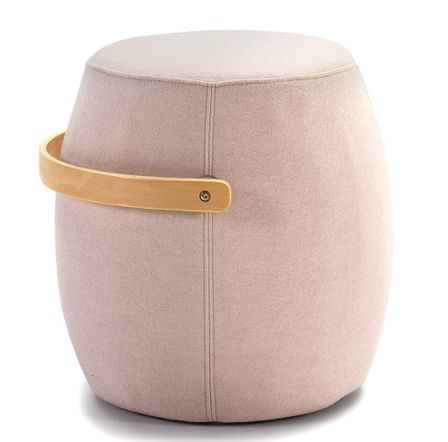 Tabouret bas rond tissu beige avec sangle en bois clair