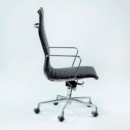 Chaise de bureau avec accoudoirs cuir noir et métal chromé Italo 107 - Photo n°2; ?>
