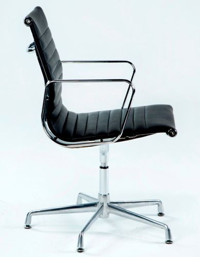 Chaise de bureau avec accoudoirs cuir noir et métal chromé Italo 2 - Photo n°2; ?>