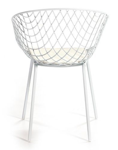 Chaise métal avec accoudoirs et coussins simili cuir blanc Ram - Photo n°3; ?>