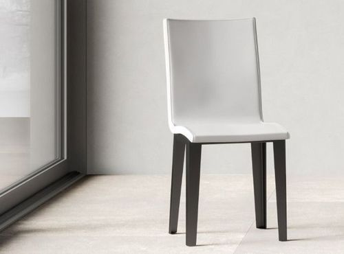 Chaise moderne simili cuir blanc et pieds métal anthracite Sofy - Photo n°2; ?>