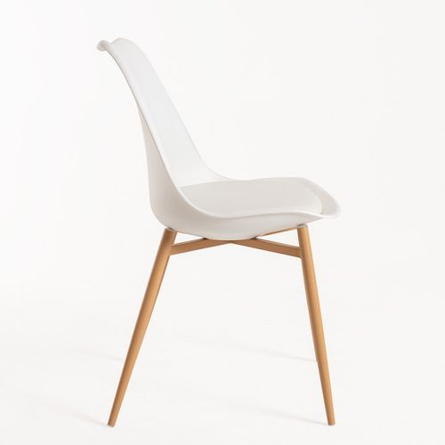 Chaise scandinave blanche avec coussin simili cuir blanc et pieds bois naturel Keny - Photo n°2; ?>