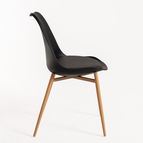 Chaise scandinave noire avec coussin simili cuir noir et pieds bois naturel Keny - Photo n°2; ?>