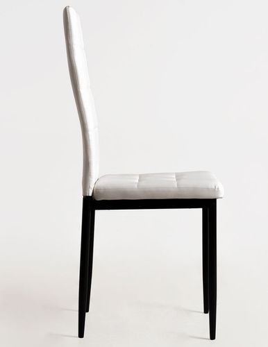 Chaise simili cuir blanc capitonné et pieds acier noir Kentor - Photo n°2; ?>