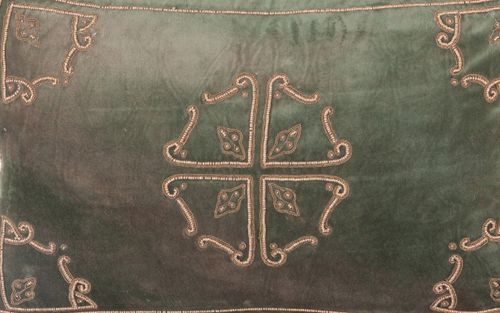 Coussin coton polyester et velours vert Diana - Photo n°2; ?>