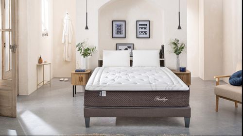 Ensemble matelas ferme 30 cm à ressorts ensachés et sommier 30 cm en bois Privilège - Photo n°3; ?>