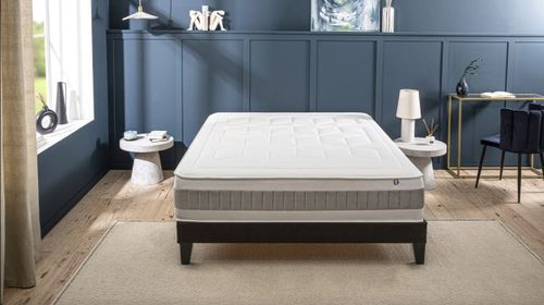 Ensemble matelas ferme 31 cm à mémoire de forme et sommier 30 cm en bois Grand Hôtel - Photo n°2; ?>