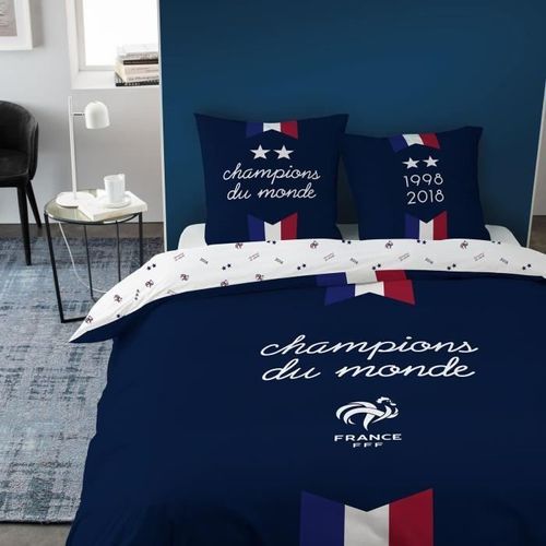 FFF Housse de couette + 2 Taies - 200 x 200 cm - 2 Etoiles - Photo n°2; ?>