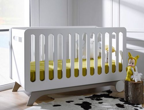 Grande chambre bébé blanche et taupe Bonheur - Photo n°2; ?>